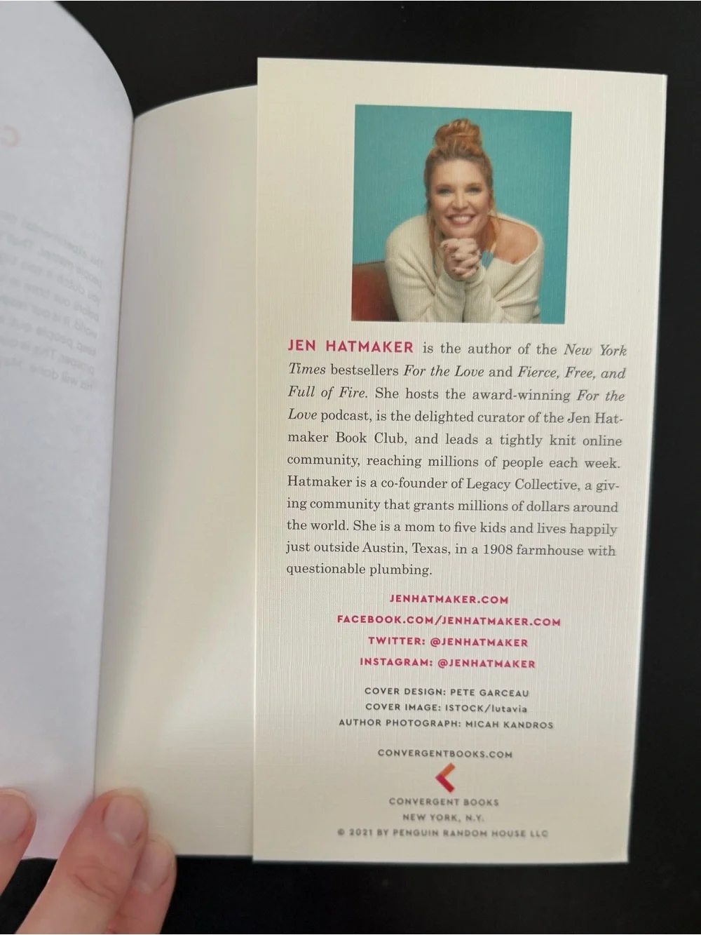 Jen Hatmaker Simple & Free Christian Guided Journal + Inspirational Dish